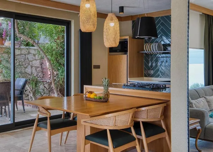 Captivating Casa La Calypso Willa *