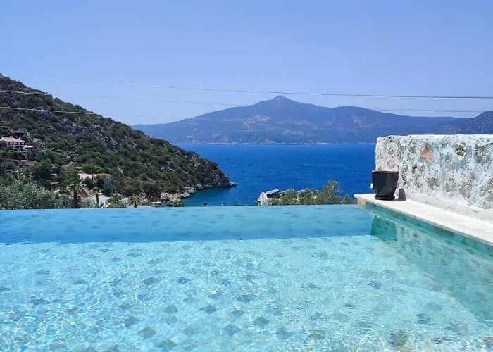 Captivating Casa La Calypso Willa *